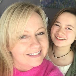 Meet your Posher, Suzanne